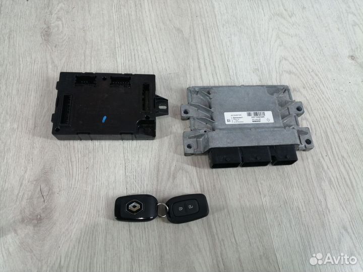 Эбу комплект Renault sandero stepway 2