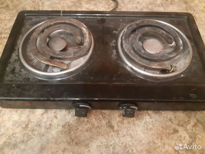 Плитка электрическая полностью рабочая