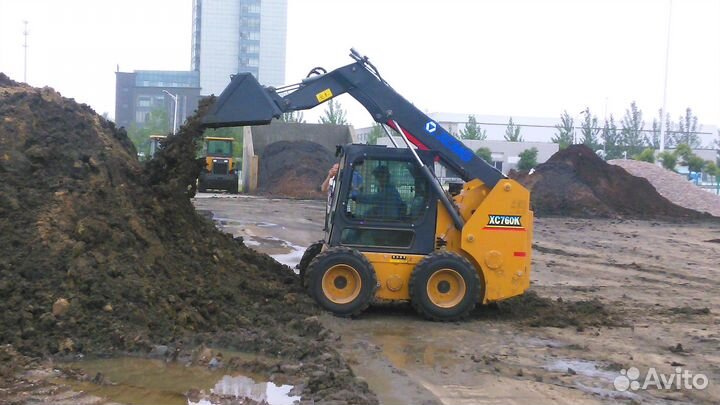 Мини-погрузчик XCMG XC740RU, 2023