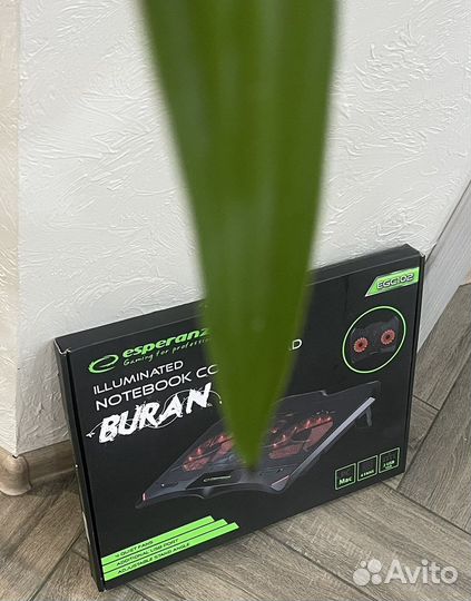 Охлаждающая подставка для ноутбука