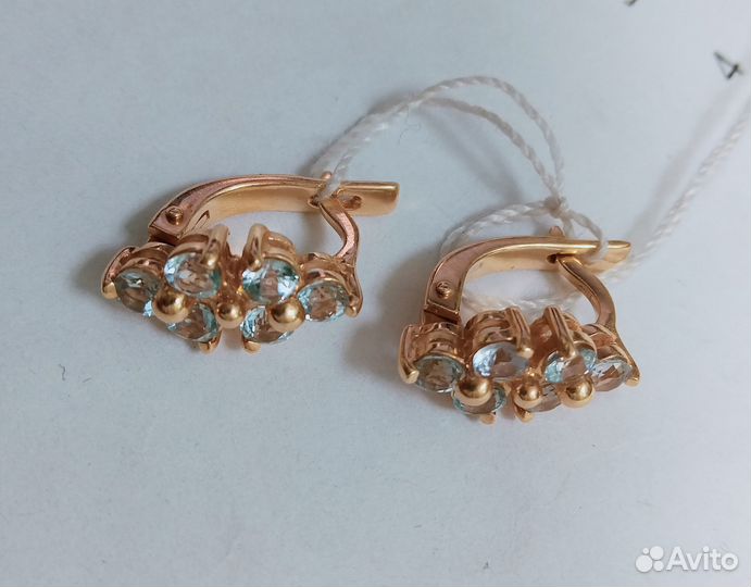 Серьги с синтетическим камнем Золото