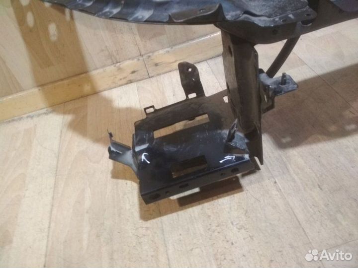 Панель передняя Land Rover Range Rover Discovery