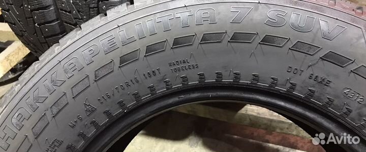 Nokian Tyres Hakkapeliitta 7 SUV 215/70 R16