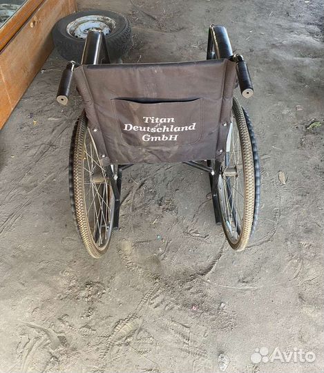 Инвалидная коляска