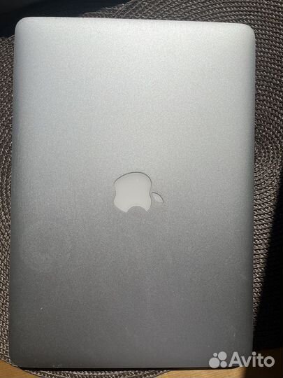 Ноутбук Macbook air 13 mid 2013