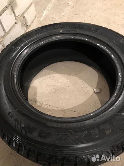 Bridgestone Blizzak Ice 225/70 R17