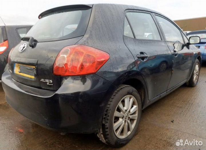 Разбирается Тойота Аурис Toyota Auris 2007г