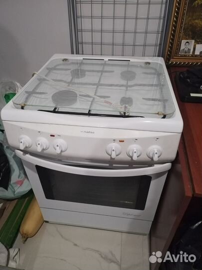 Газовая плита с электрической духовкой