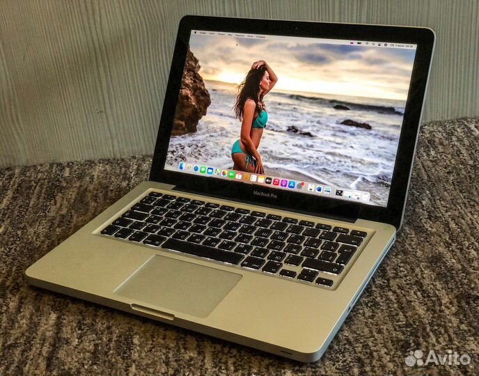 Мощный ноутбук Apple MacBook Pro 13 8/250 SSD core