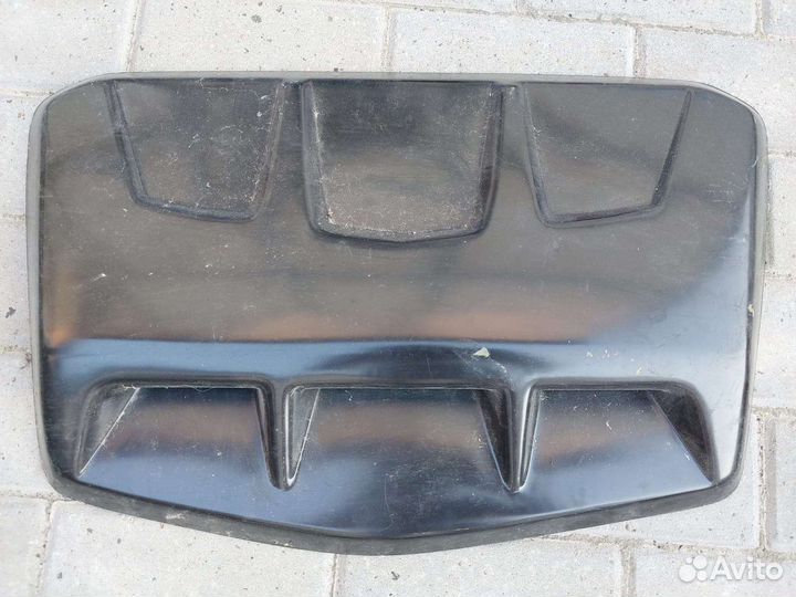 Накладка на капот