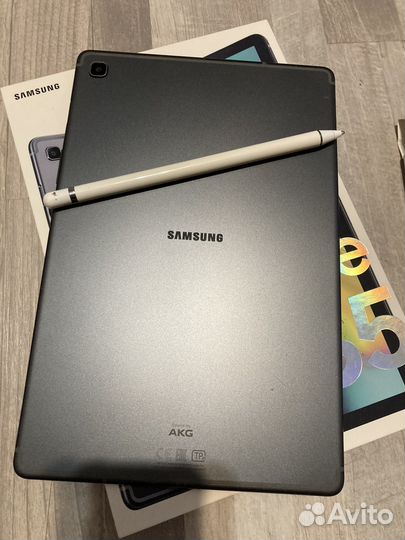 Планшет Samsung galaxy tab s5e со стилусом