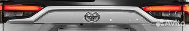 Накладка крышки багажника -V Toyota RAV4