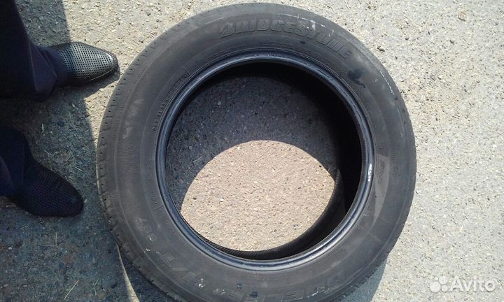 Bridgestone Blizzak DM-V1 225/65 R17