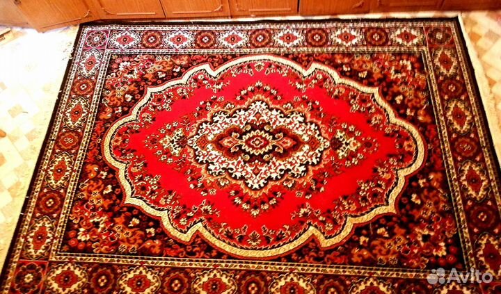 Ковер шерстяной