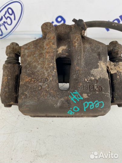 Суппорт передний правый Kia Ceed ED 1.6 (G4FC)