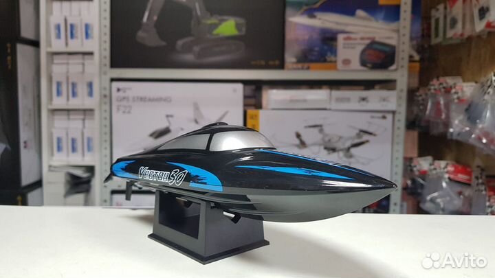 Радиоуправляемый катер Volantex RC Vector 30 2.4G