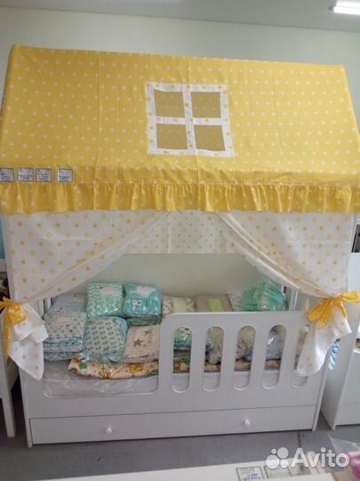 Кроватка детская Домик 1600-800
