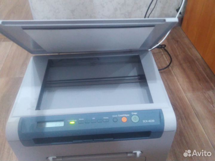 Лазерное мфу Samsung scx-4220 Новый картридж