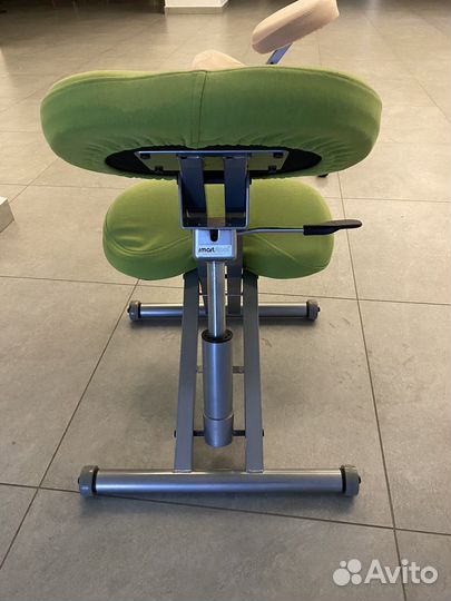 Коленный стул