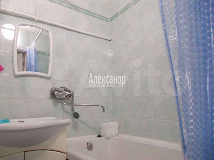 2-к. квартира, 44 м², 9/9 эт.