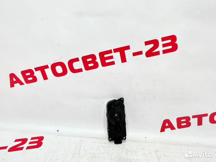 Bmw X5 G05 X7 G07 G30 G20 Моторчик Жалюзи 2424