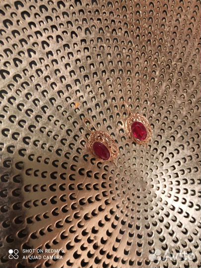 Золотые серьги