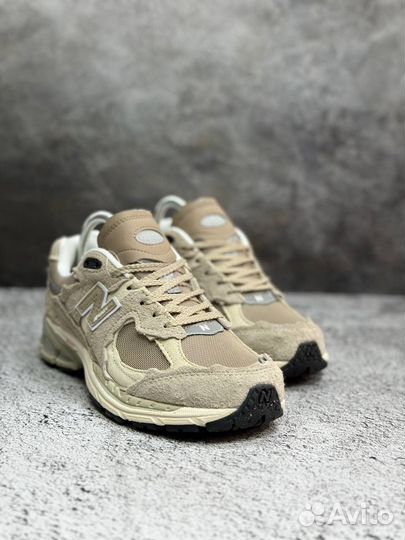 Кроссовки New Balance 2002r