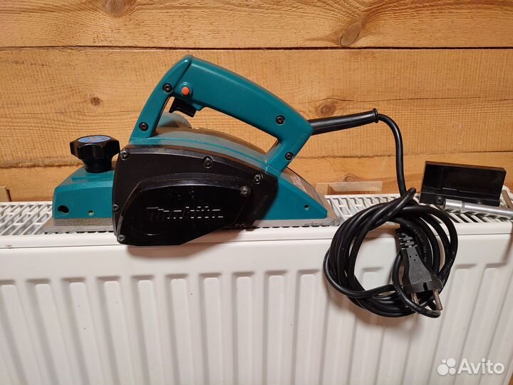 Рубанок электрический makita 1902
