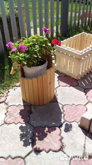 Клумбы и подцветочники