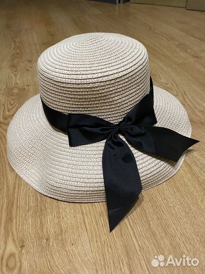 Шляпа женская соломенная
