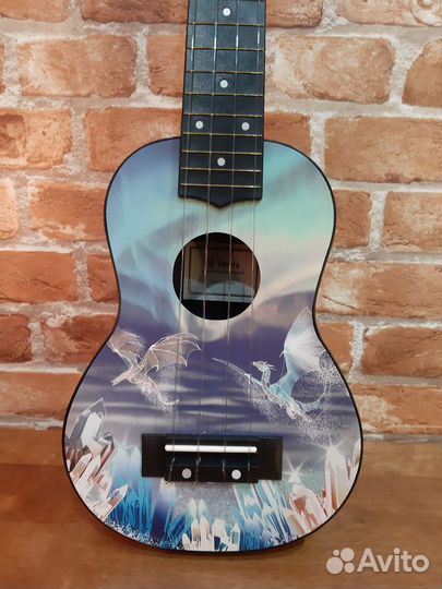 Укулеле сопрано с рисунком