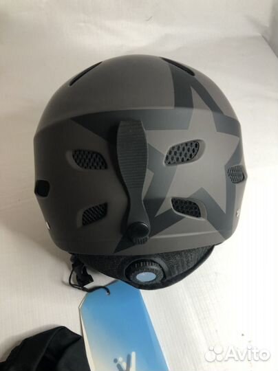 Горнолыжный шлем