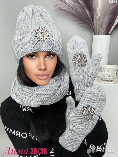 Комплект шапка хомут и варежки
