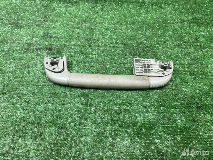 Ручка потолка задняя правая Toyota Camry 40 XV40