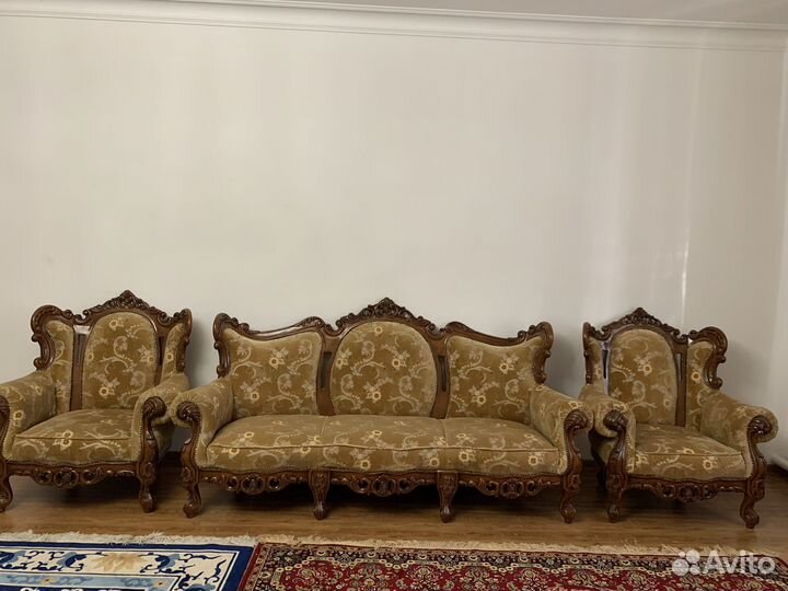 Румынский холл Клеопатра