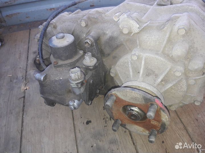 Продам раздаточную коробку