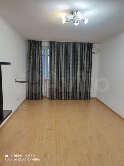 3-к. квартира, 110 м², 3/18 эт.