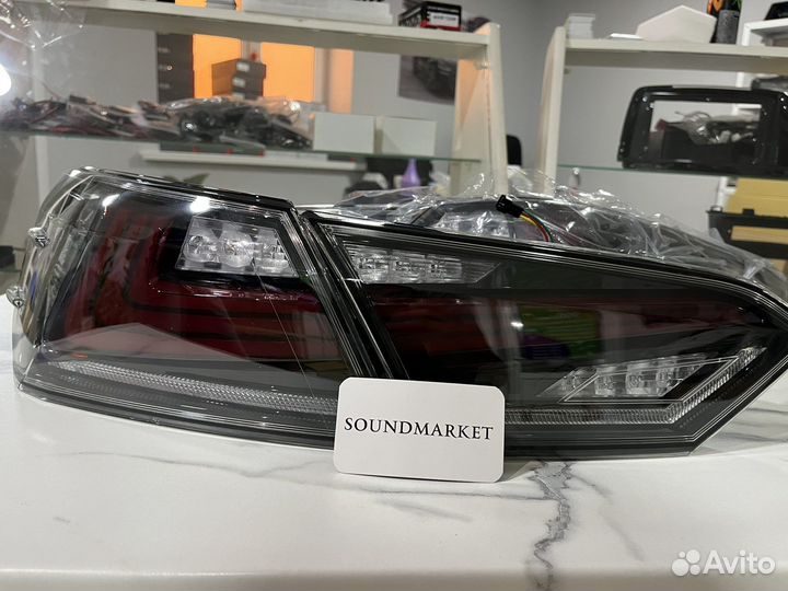 Задние фонари LED Toyota Camry 70 Lexus Style