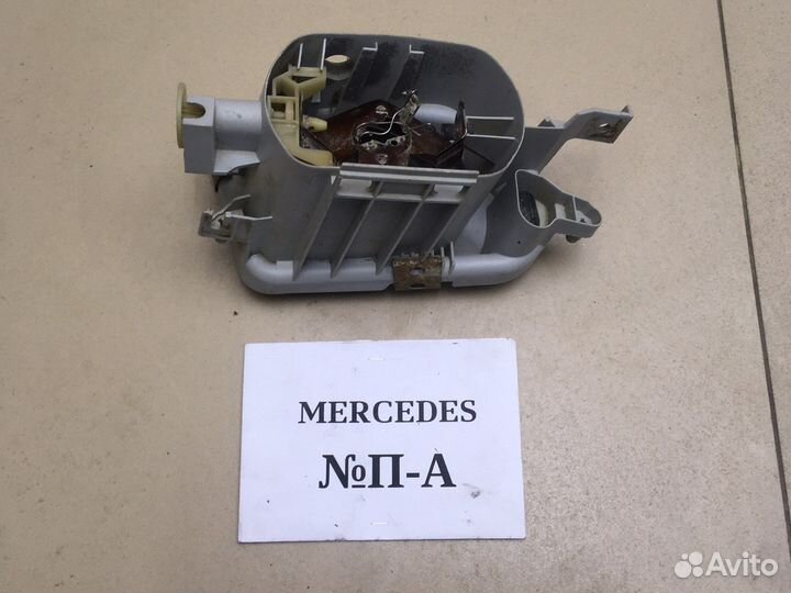 Противотуманка левая Mercedes W208 CLK