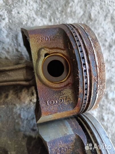 Поршня Шатуны 4zz