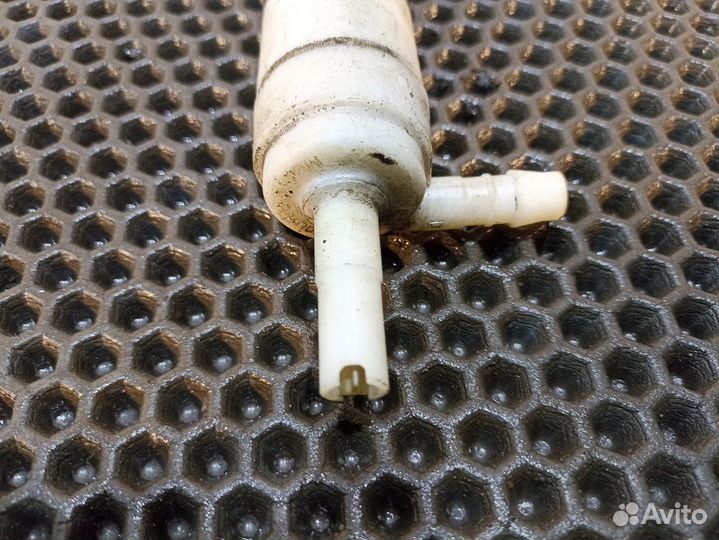 Насос омывателя фар