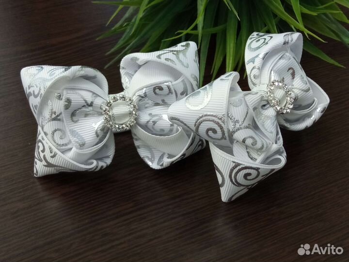 Банты для волос ручной работы