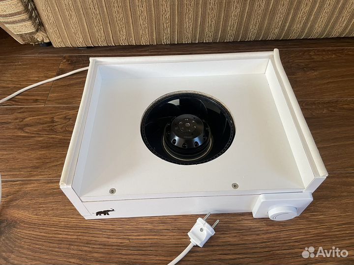 Пылесос для маникюра AirVent с фильтром