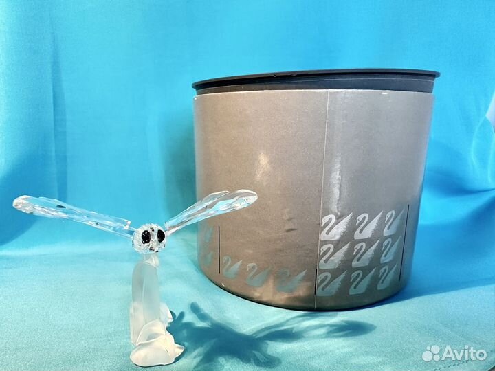 Стрекоза Swarovski, бобр