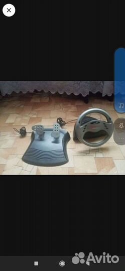 Игровой руль с педалями для пк