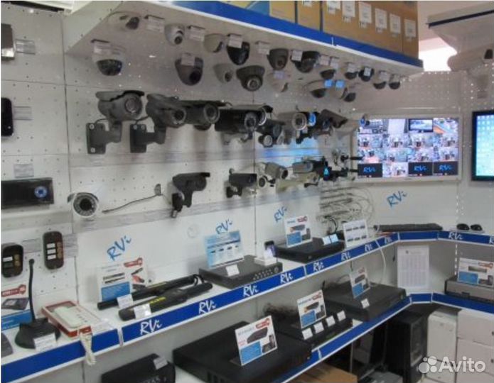 Стеллажи торговые для навесной продукции