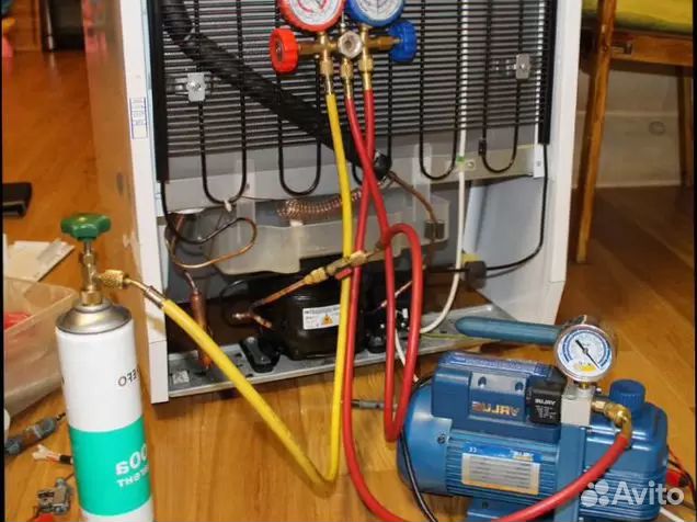 Ремонт холодильников