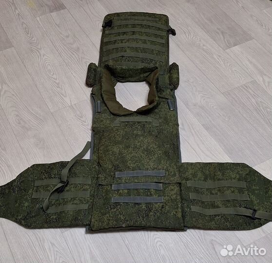 Жилетка