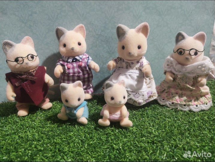 Sylvanian families Whisker Cat с разноц ушкам