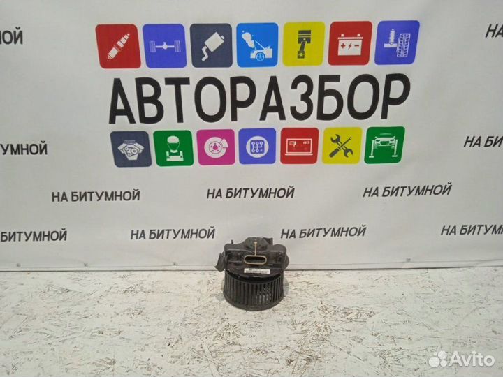 Мотор отопителя печки Renault Logan 1